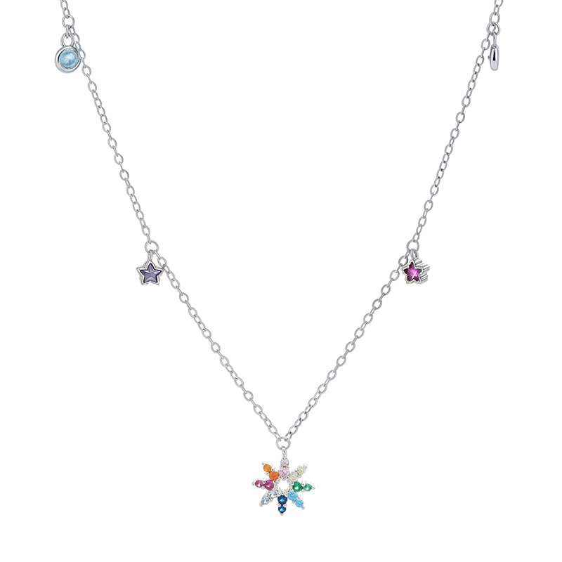 Collar de circón de color gypsophila de plata de ley 925 estrella femenina de cinco puntas brillante de estilo frío cadena de clavícula simple y versátil