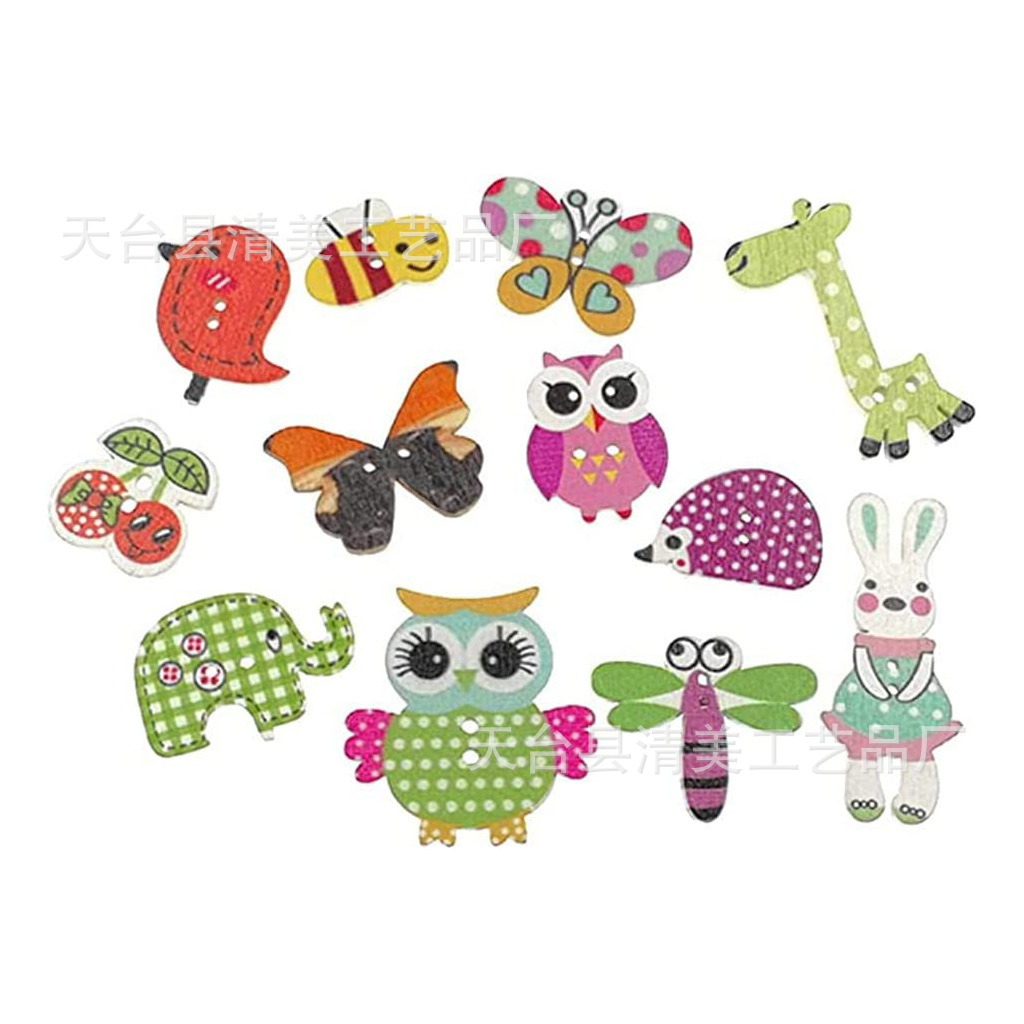 Una variedad de 2-agujero de madera botones de costura DIY decorativo de dibujos animados animal mezclado botones de madera