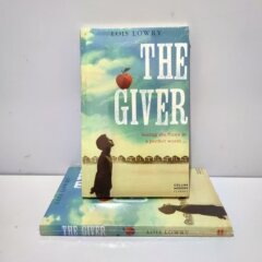 The Giver 英語版 The Giver/Lois Lowry ニューベリー賞 SF 小説
