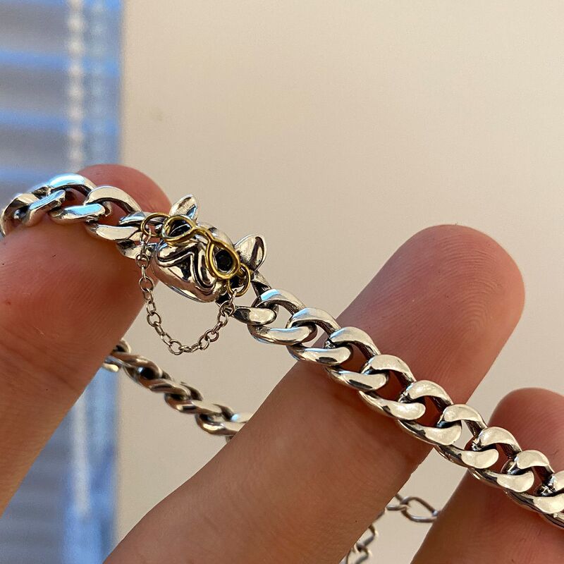 Original Unique Gold and Silver Color Contrast Chain Sunglasses Dog Master Bracelet Female Ins Niche All-match Elegant Design Light Luxury Trendy Original Unique Gold and Silver Color Contrast Chain Sunglasses Dog Master Bracelet Female Ins Niche All-match Elegant Design Light Luxury Trendy