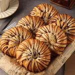 老式红豆沙面包圈夹心好吃的网红零食糕点豆沙包