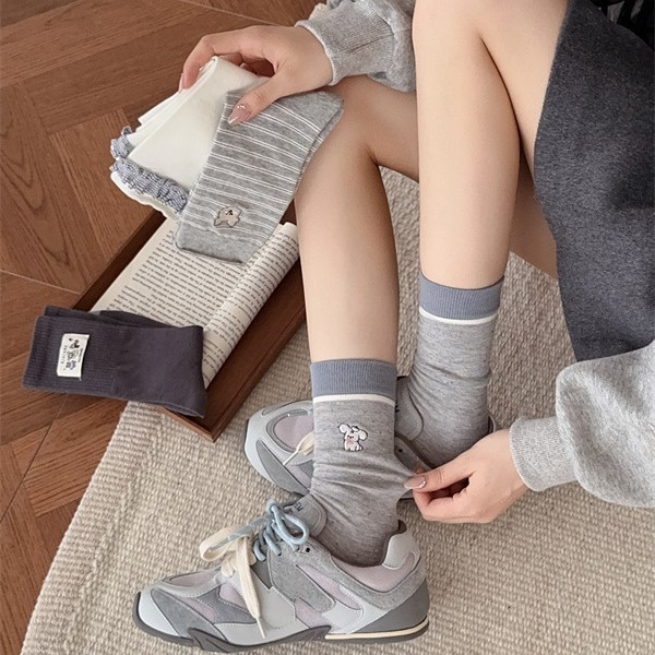 秋冬条纹小狗新款刺绣中筒袜子女格子花边百搭学院风布标女袜棉质|undefined