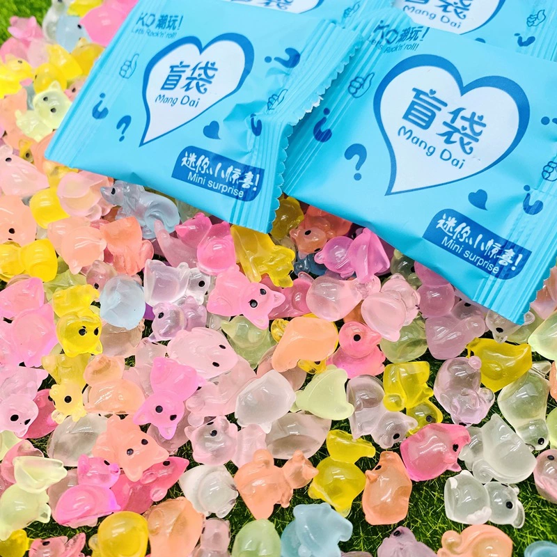 Хит продаж! Яркие светящиеся милые маленькие животные, микс, слепой пакет, желейные цвета, аксессуары из смолы, маленькие подарочные украшения