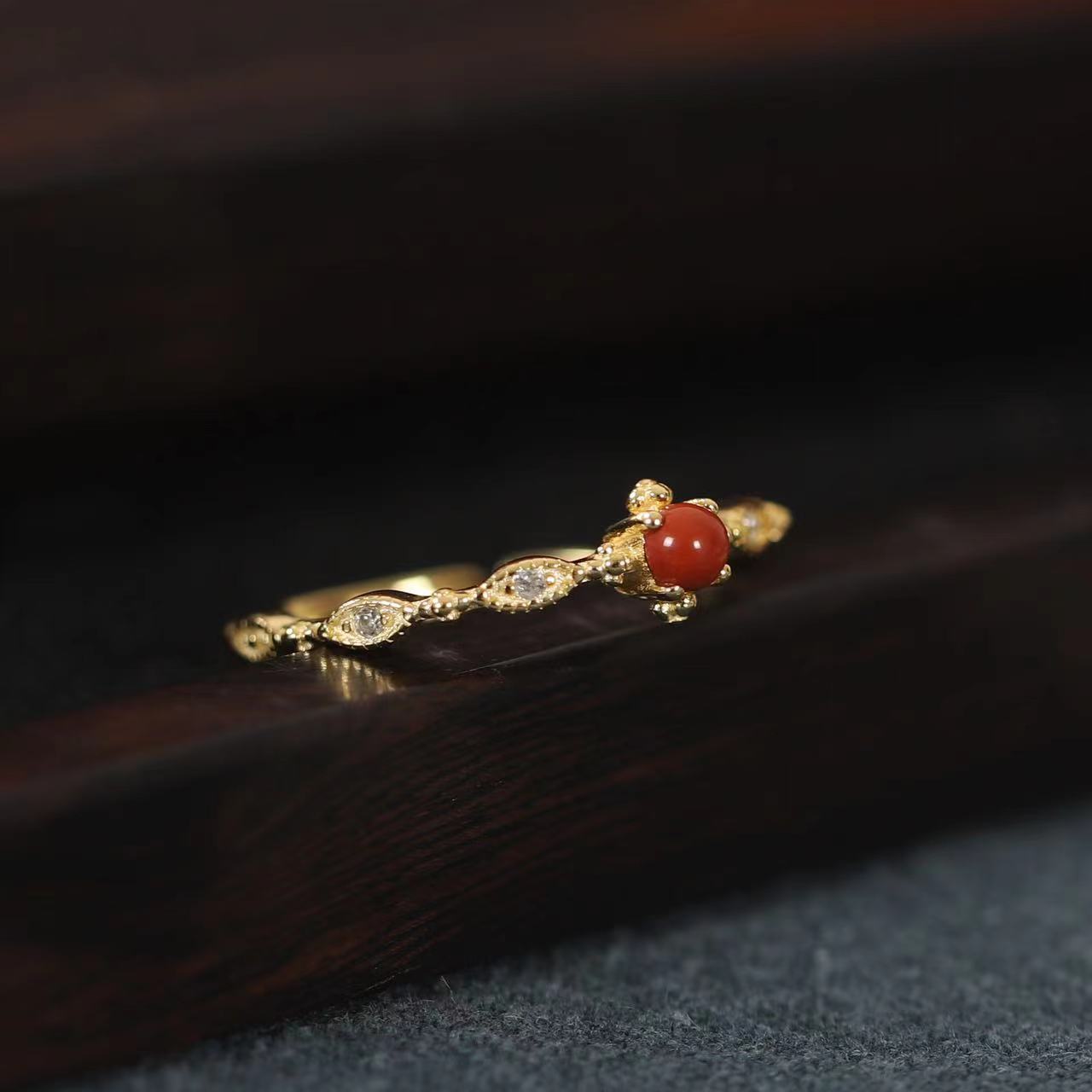 조절 가능한 개방