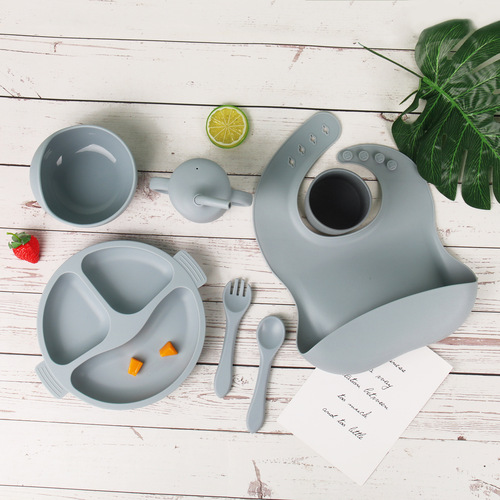 Factory low price, free combination of silicone dinner plate, baby dinner plate, children's food supplement bowl, spoon, water cup, bib set