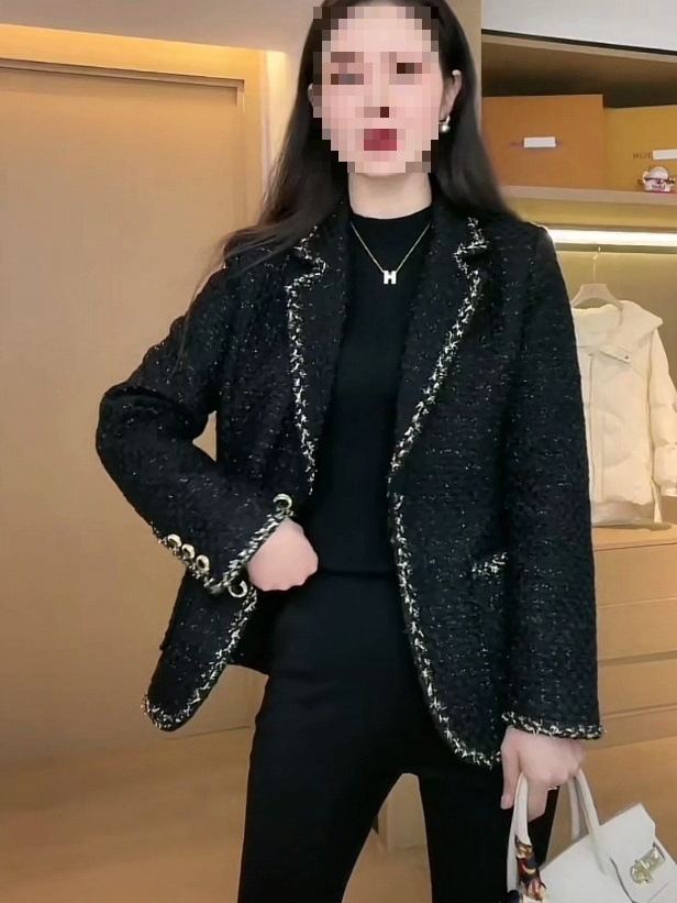 妈妈洋气小香风外套春秋新款遮肉显瘦小西装中老年女气质上衣