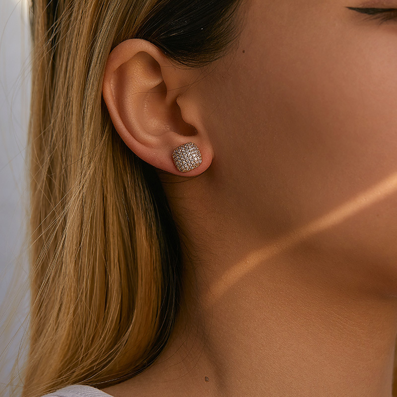 4g Weight 1 Pair Simple Style Geometric Inlay Copper Zircon 18K Gold Plated Ear Studs