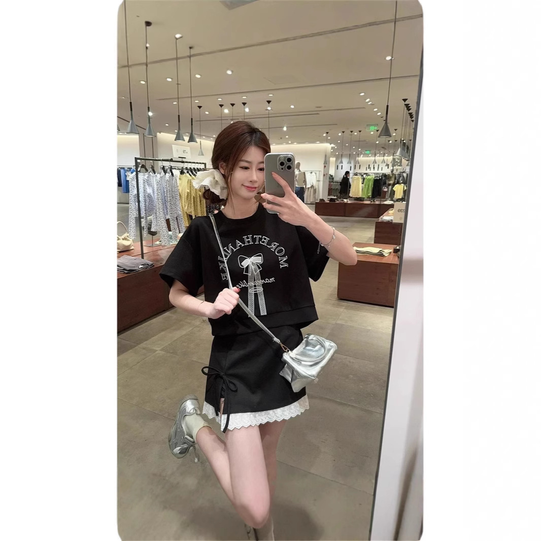 College Style Bow Letter Printed Short-sleeved T-shirt Lace Stitching Skirt Women's 2025 Summer New suit