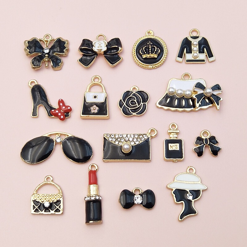Black Series Fragrant Style Oil Dropping Jewelry Accessories DIY Cave Shoes Hair Accessories Bag Mobile Phone Beauty Material Accessories Black Series Fragrant Style Oil Dropping Jewelry Accessories DIY Cave Shoes Hair Accessories Bag Mobile Phone Beauty Material Accessories