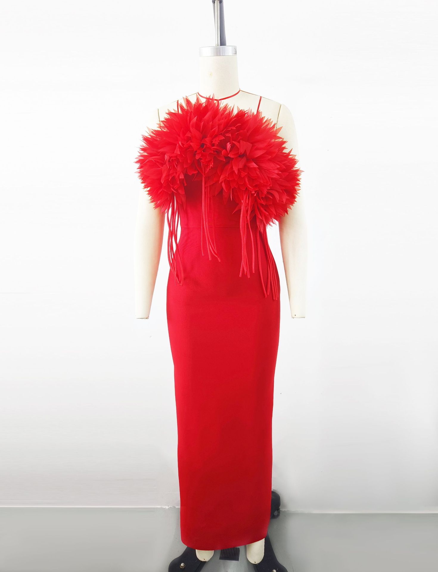 Comercio exterior transfronterizo ropa de mujer nuevo estilo estilo europeo y americano moda ropa de mujer flores grandes rojo de gama alta gran nombre vendaje vestido largo