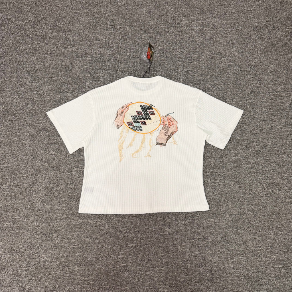 Derschutze T-shirt Tattooed Hands Embroidery Waffle Knit White