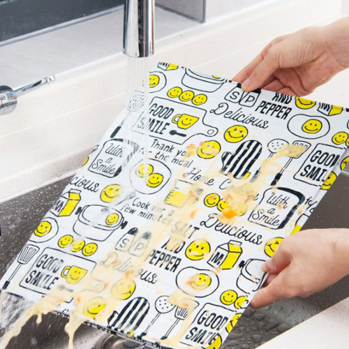 Kitchen gas stove oil baffle household high temperature resistant oil splash and oil fume baffle insulation heat and oil cooking oil barrier