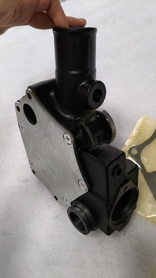 3800883 Water Pump Is Suitable for Cummins Construction Machinery B3.3 Engine 5301482/C6204611601