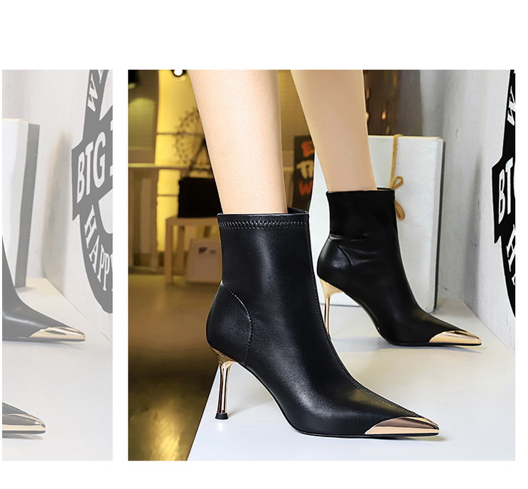 ShoeGlobe 319-11 European And American Style Winter Thin Super High Heel Women's Metal Pointed Iron Toe Fashion Short Boots_voghion.com