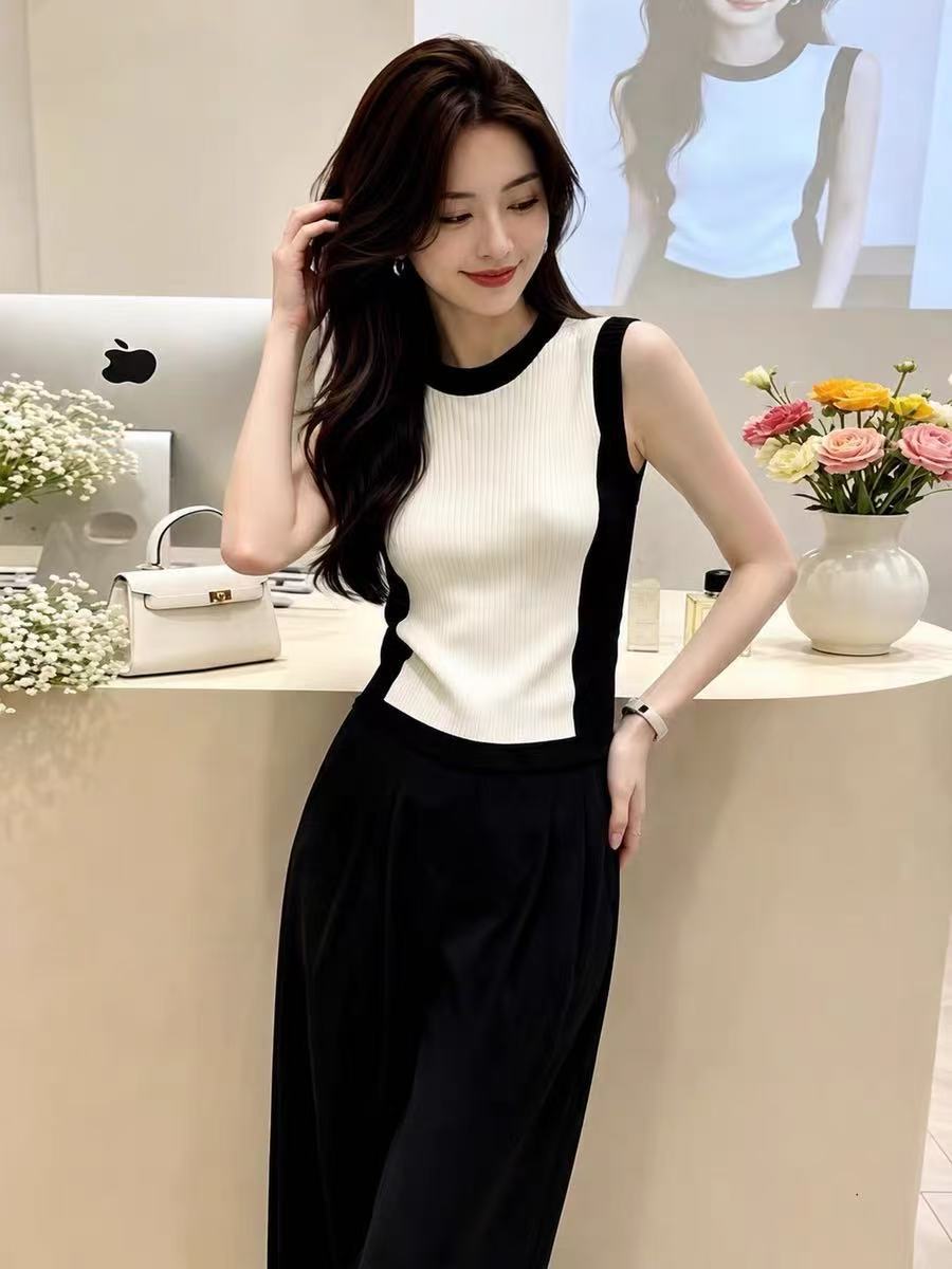 Áo hai dây nữ phối đen trắng tương phản, dáng ôm eo, phong cách Pháp — trắng