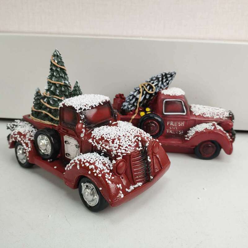 Christmas Truck Ornaments Carrying Christmas Trees in the Snow, Resin Ornaments, Courtyard Garden Living Room Study Decorations