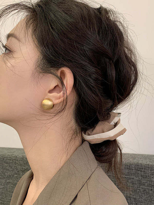 Korean Style Fashion Brushed Earrings Cool Stereo Ball Metal Silver Earrings Simple Women's High-End Ins Earrings