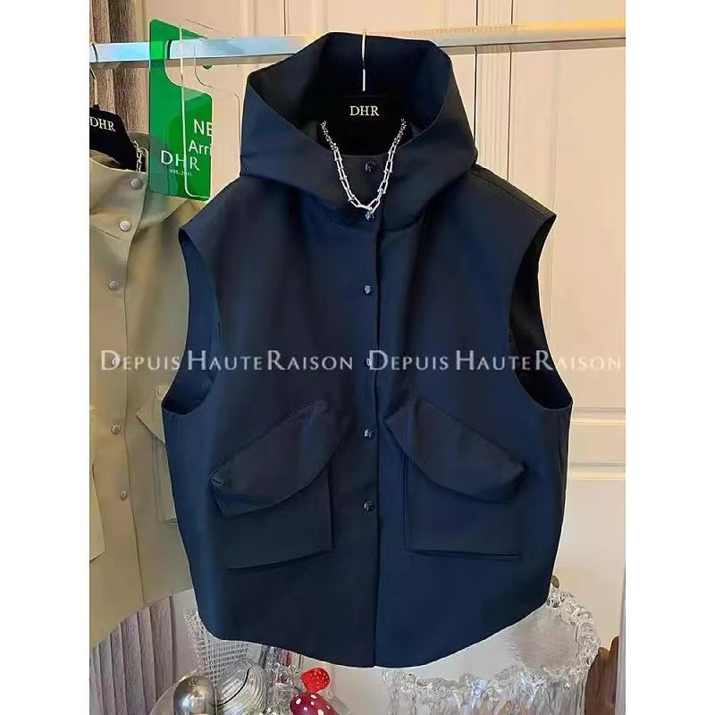 Couple style solid color hooded vest for men, autumn Korean style trendy workwear pocket outerwear vest, loose fit.