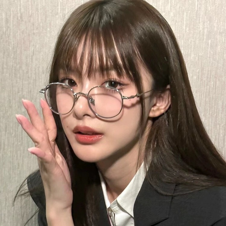 New Retro Gold Wire Round Glasses for Myopia Women, Professional, Can Be Equipped with Ultra-Light and High-End Glasses Frames New Retro Gold Wire Round Glasses for Myopia Women, Professional, Can Be Equipped with Ultra-Light and High-End Glasses Frames