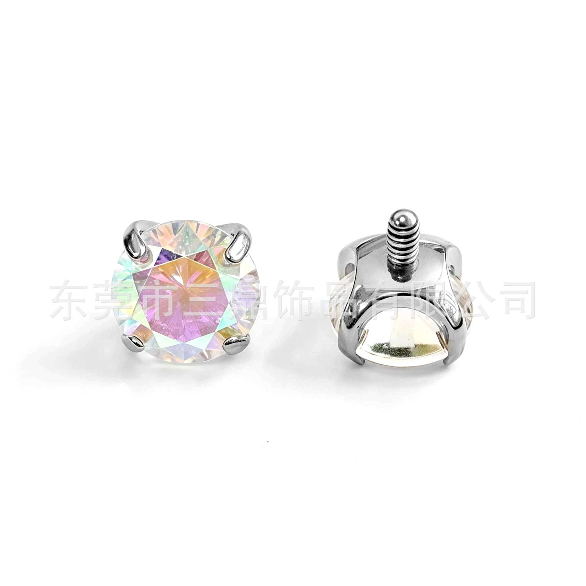 新型丸底F136チタン爪は5Aジルコン耳骨釘リップピアスG23チタン合金穿刺アクセサリー部品をはめ込んでいます。