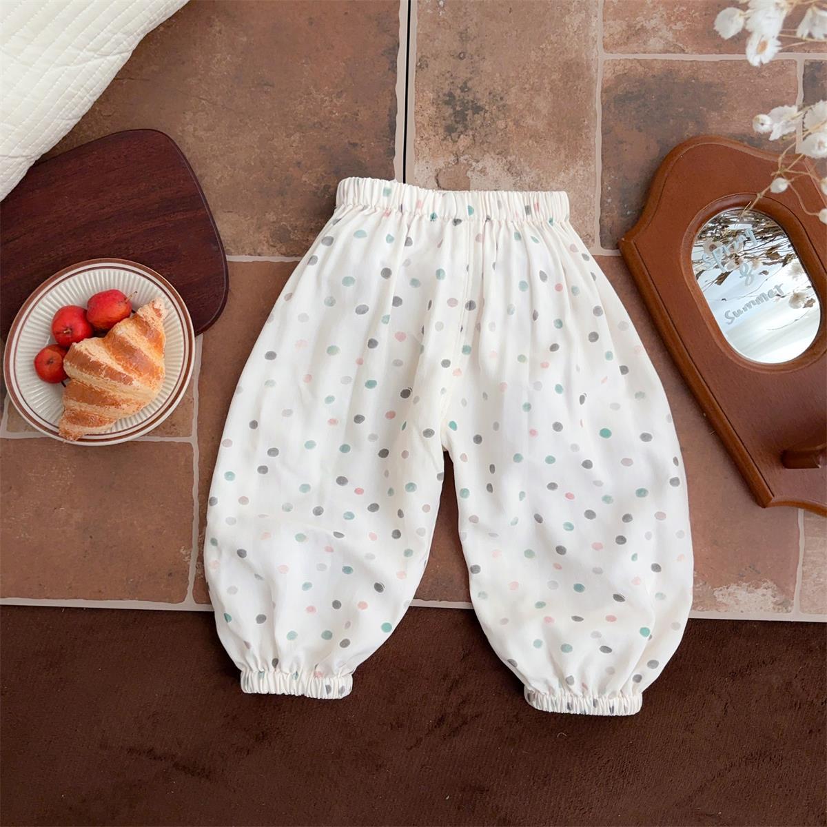 Traje de niña Youhe nuevo estilo de verano con tirantes, pantalones de punto de estilo occidental de luna pequeña, traje de dos piezas para bebés y niños pequeños