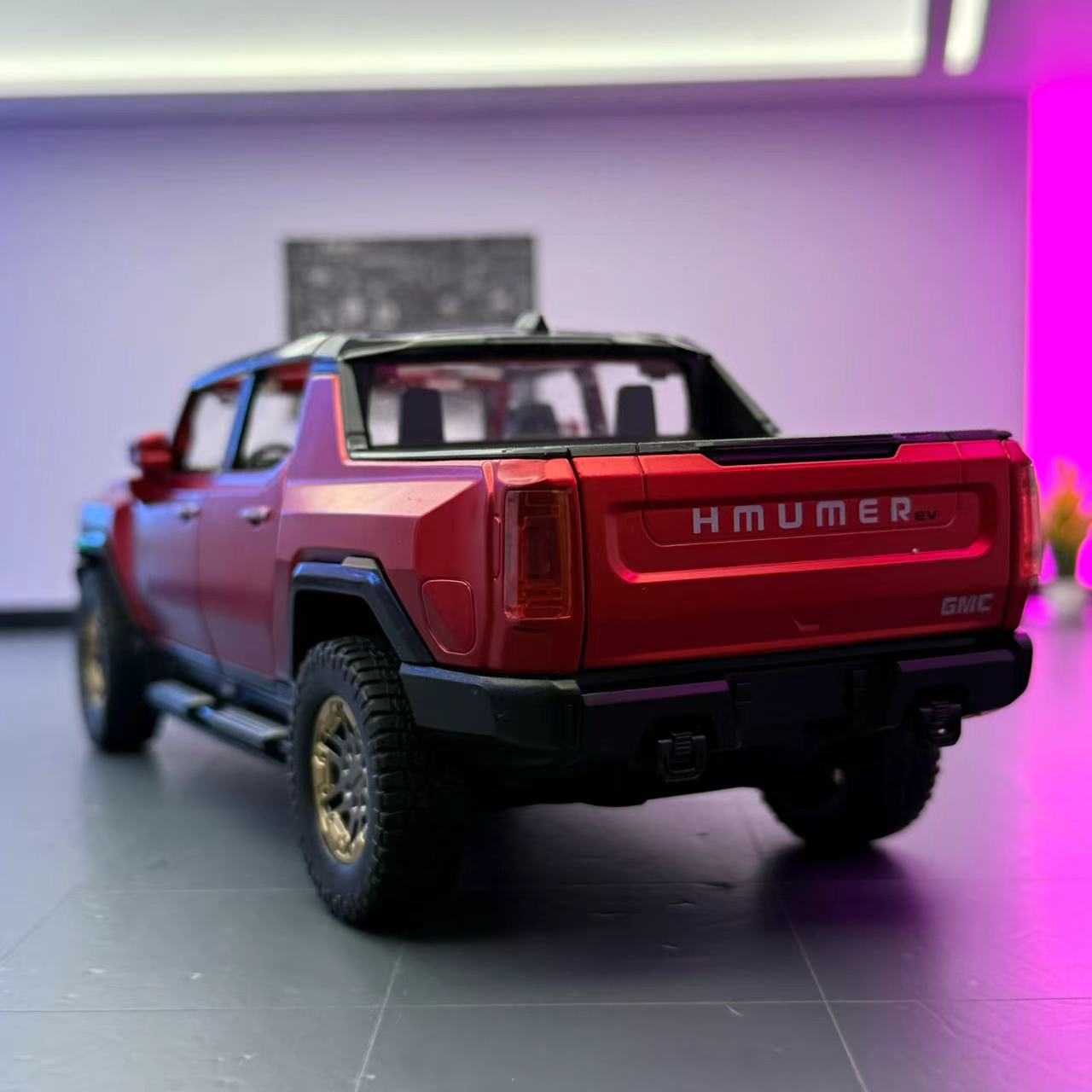 Famoso modelo de coche de aleación de arte 1:22 camión pickup Hummer vehículo todoterreno luz y sonido de retorno coche de juguete modelo de sonido decoración al por mayor