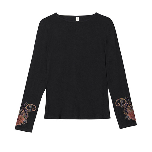 Autumn and winter new style retro national style embroidered shirt, long-sleeved T-shirt, women's unique western-style, slimming embroidered cotton base shirt