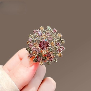 �ߙn����ѹ�Ӣ��ᘸ߼��и߶�С���ػ�Ů���������e���؛