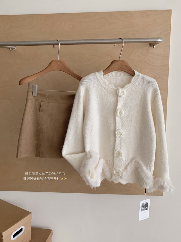 韩系温柔风毛绒拼接针织开衫女秋冬甜美立体花朵宽松软糯毛衣外套|undefined