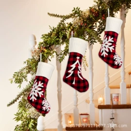 圣诞树裙;圣诞装饰品