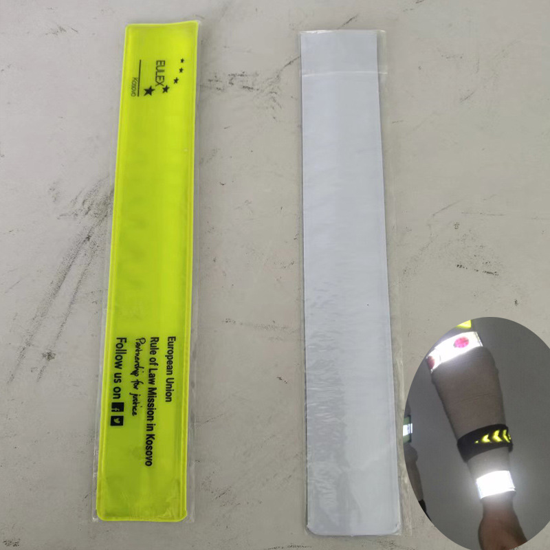 厂家直供PVC钢片反光手腕带硅胶反光拍拍圈 UV彩印啪啪反光手腕带