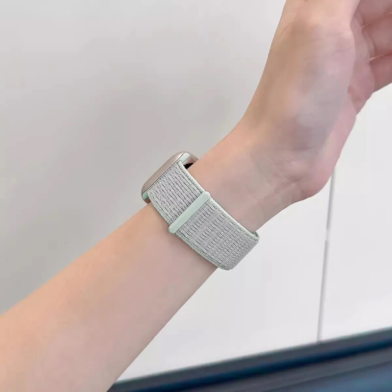 ins は iwatch ナイロンループマジックストラップ S10 Apple s9 ウォッチ SE スポーツ 8/7/男性と女性のリストバンドに適しています。|undefined