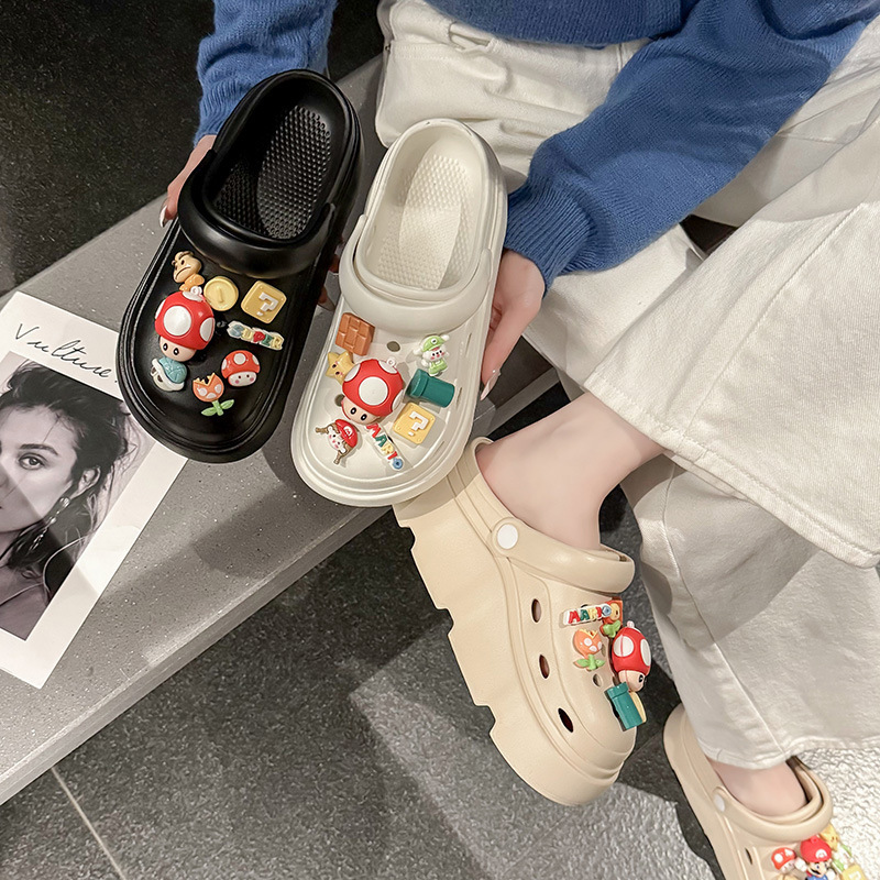 Summer New Cartoon Mario Thick Sole Cave Shoes Women's Toe Non-Slip Shoe Shoes Outer Wear Beach Two-Wear Sandals