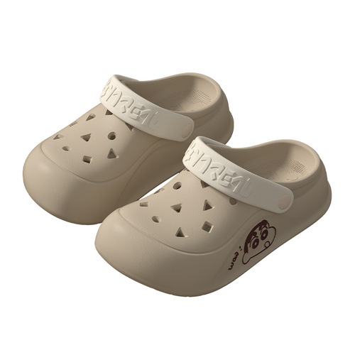 Crayon Shin-chan Women's Summer Outer Wear Thick Sole Pressure Sensitive Cute Non-Slip Versatile Beach Sandals