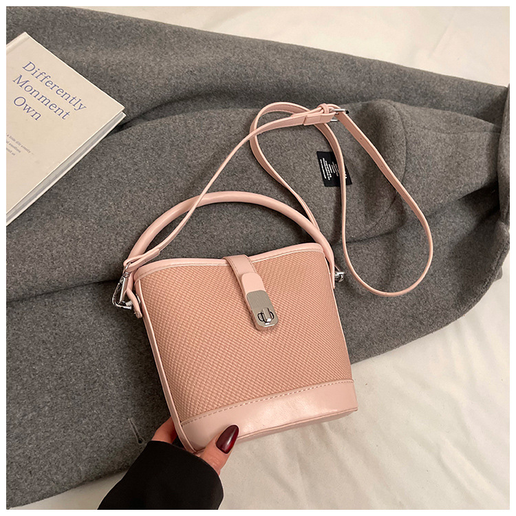 Comercio exterior transfronterizo retro bolso de cubo de mano de color 2025 nuevo nicho de alto nivel simple hombro bolso de mujer image 19
