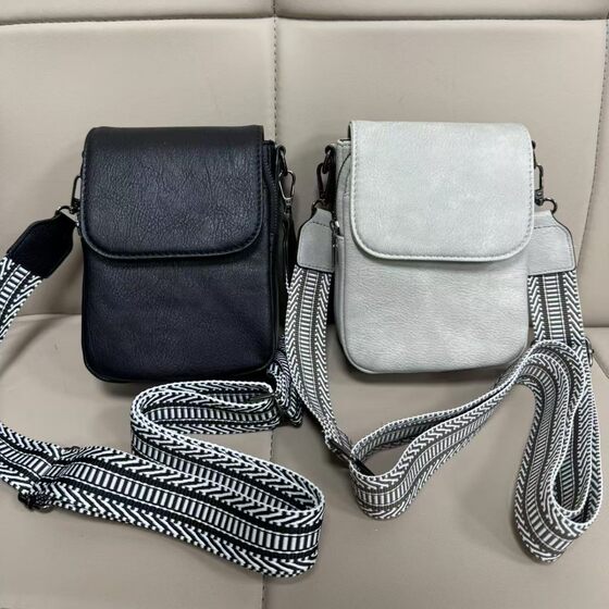 in stock cross-border hot selling mini small messenger bag portable mobile phone bag multi-pocket card slot function adjustable shoulder strap