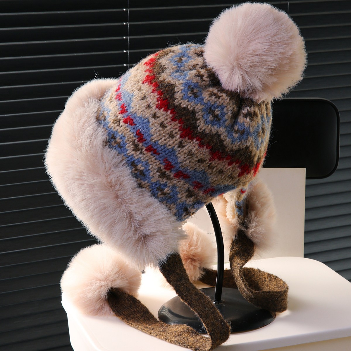 Protector de orejas de peluche para montar en el noreste del frío Thunderfeng sombrero mujer invierno más grueso 2024 nuevo sombrero otoño invierno lindo