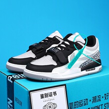 aj312�@��Ь����ˮ������¶��Ů��H�\��Ь�W���͎����e��Ь����