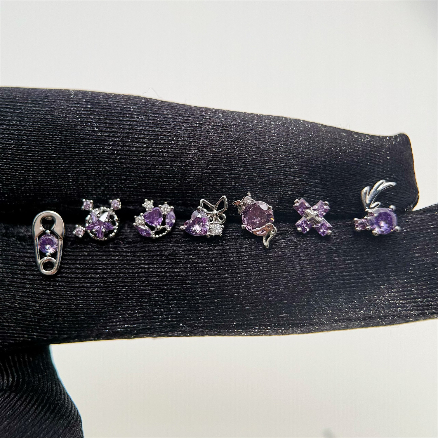 Titanium Steel Ear Needle Material Zircon Inlay Material Earrings Classification 1 Piece Elegant Cross Heart Shape Plating Copper Zircon Earrings
