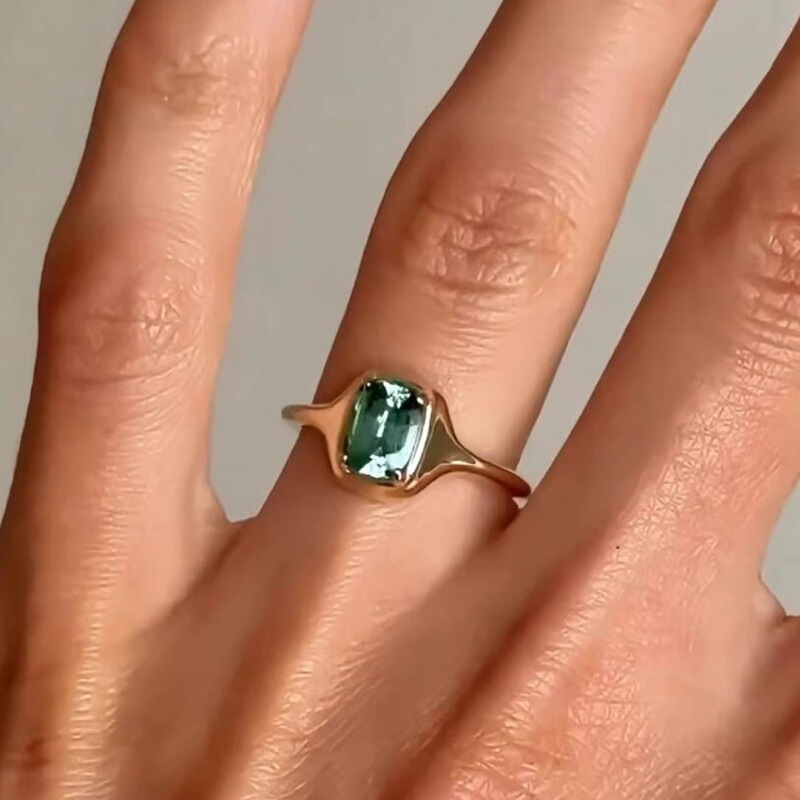 ヨーロッパとアメリカのインスタイルのカラフルな宝石フラッシュジルコニウムリング女性のニッチ中古オープン調節可能なリング新しい卸売|undefined