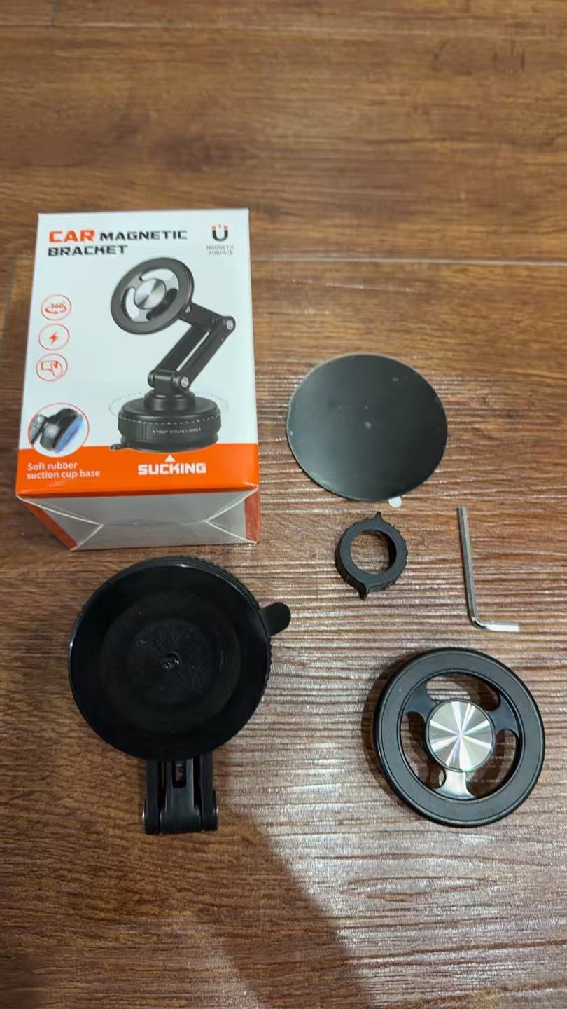 Retractable Magnetic Car Phone Holder, Rotatable and Foldable Phone Mount, Universal Car Navigation Phone Holder