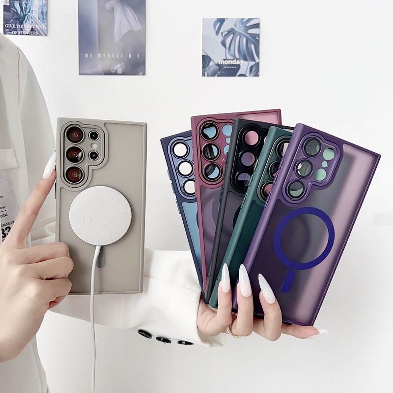 Suitable for Samsung S26Ultra Gold Shield Magnetic Suction Phone Case with Lens Film, S25 Skin-Like Matte Finish, S24 Hard Protective Case