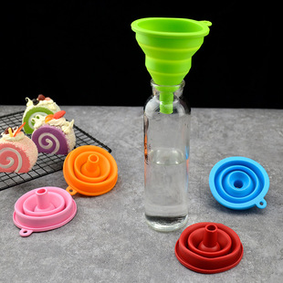 Spot Manufacturer Direct Supply Silicone Funnel Telescopic Mini Portable Foldableing Oil Funnel Refueling Water Pouring Kitchen