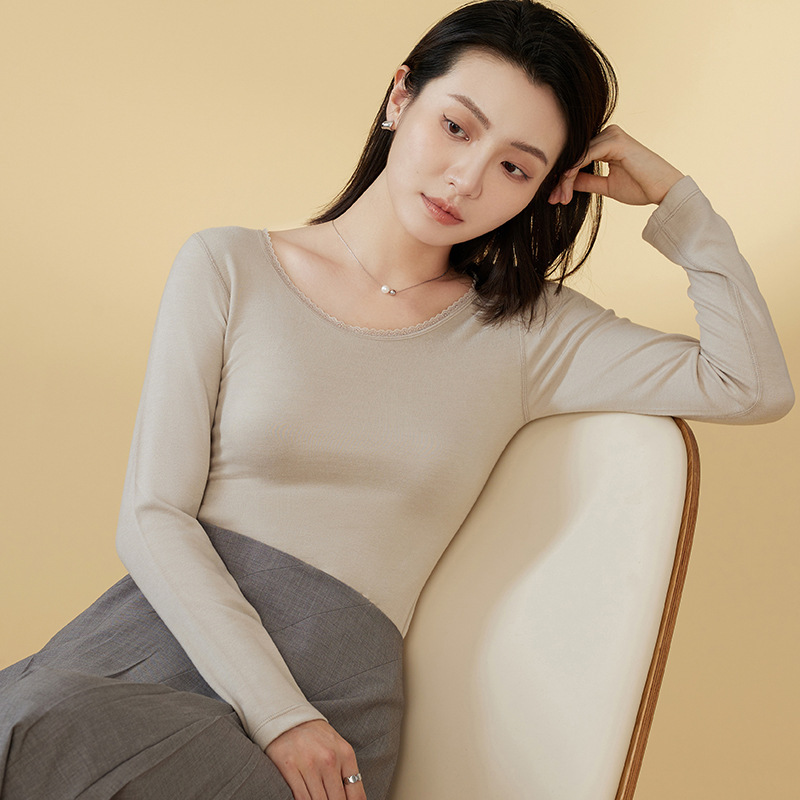 Soft and Warm Thermal Underwear with Fleece, Skin-Feel Lace, Slim-Fit Autumn Set for Women Soft and Warm Thermal Underwear with Fleece, Skin-Feel Lace, Slim-Fit Autumn Set for Women