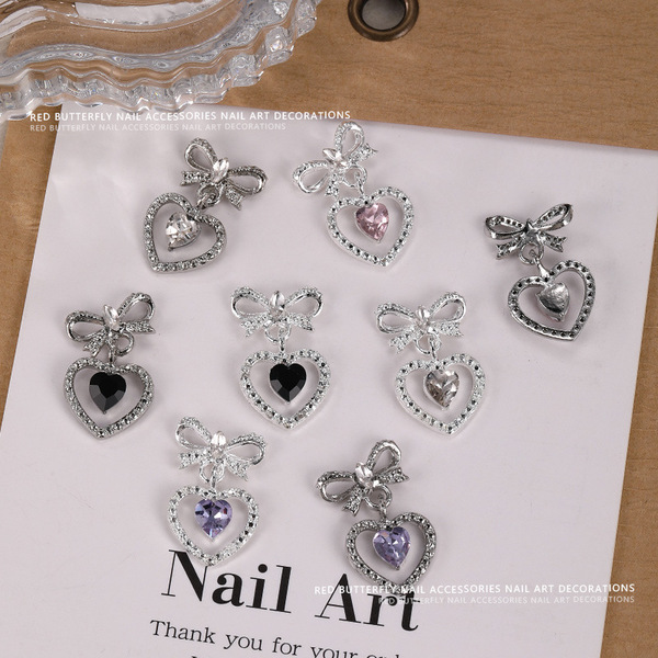 Nail decoration with bow