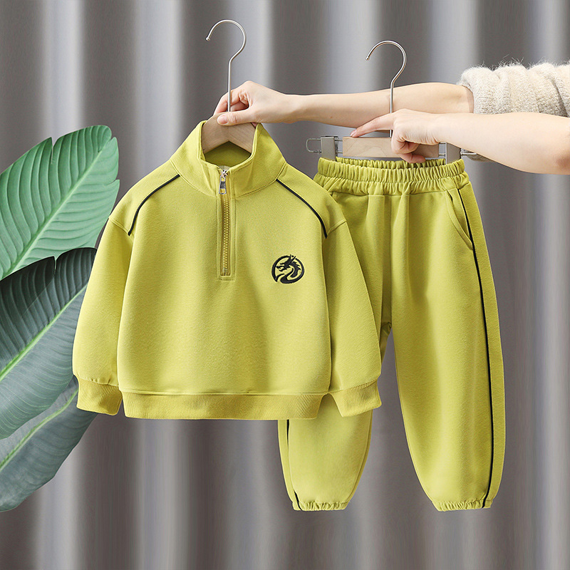 6120 traje de suéter para niños modelos de primavera y otoño 2025 nuevo traje casual de otoño para niños de dos piezas deportivas para bebés de estilo occidental