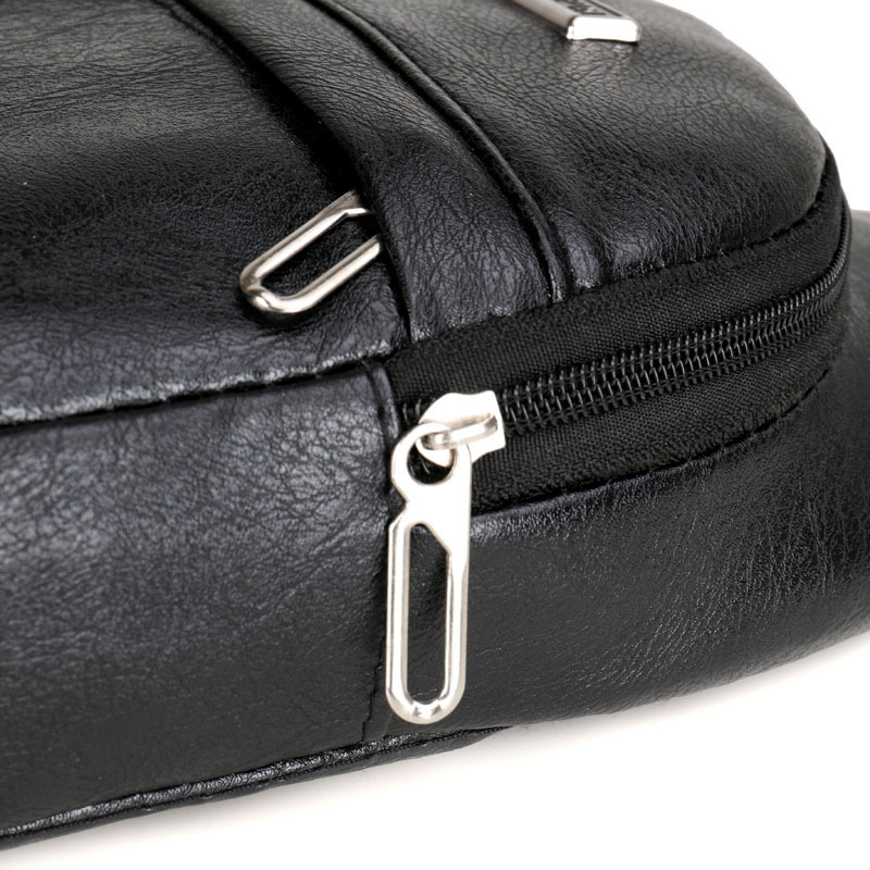 Bolsa de pecho para hombre Bolsa de mensajero de ocio al aire libre Bolsa de pecho para hombre de PU Mochila de viaje de negocios de cuero suave