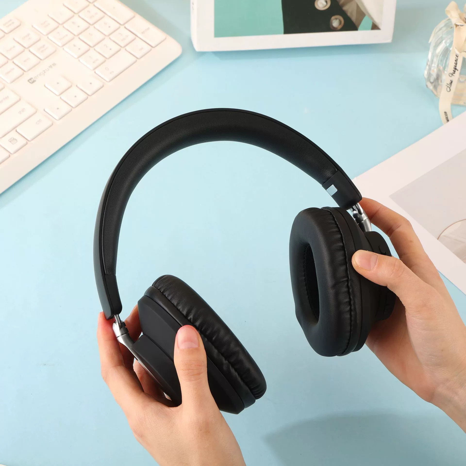 Популярные беспроводные складные Bluetooth-наушники для игр и спорта, универсальная гарнитура от производителя