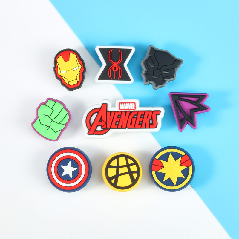 24夏跨境新款洞洞鞋鞋花英雄卡通系列鞋上DIY配饰PVC滴塑装饰扣配