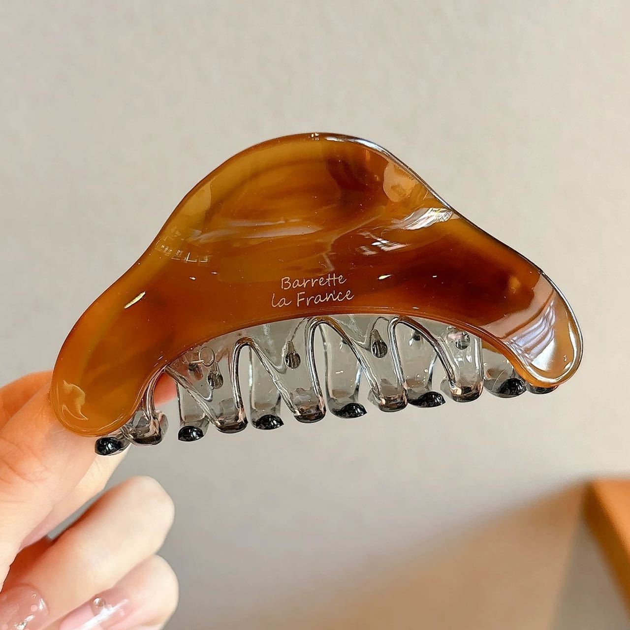 Acetic acid triangle caramel coffee